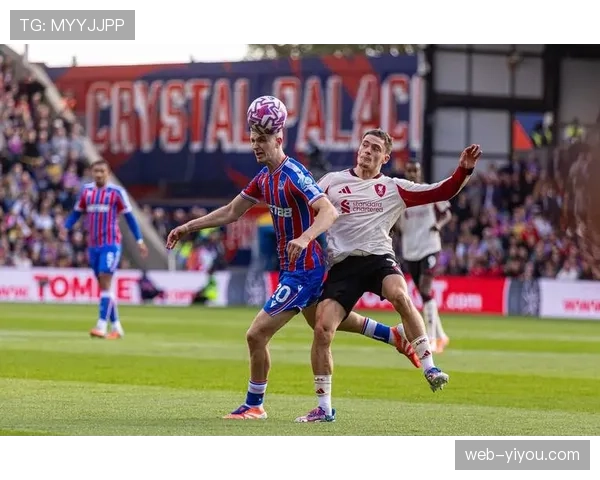 实时战报:斯特拉斯堡快速反击得手,客场1-0领先欧塞尔